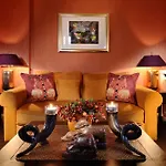 Hotel Village 4*