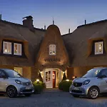 Hotel Village 4*