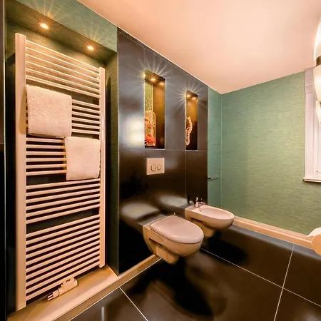 Hotel Village 4*